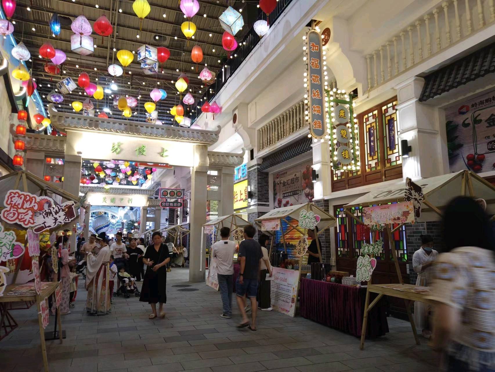 食茶看潮绣！在广州首条室内“牌坊街”逛潮汕传统非遗(图2)