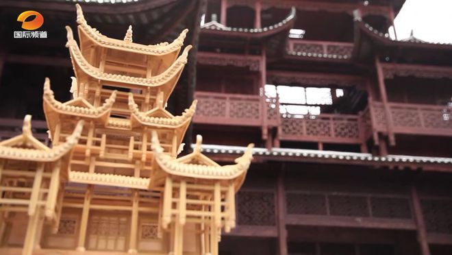 他们是湖南非遗传承人以刀代笔雕刻一生！(图14)