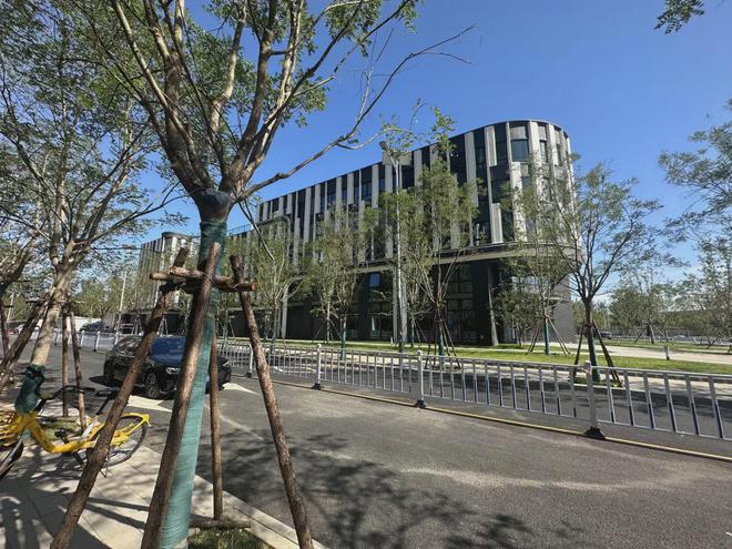 绿城沁园(售楼处)资讯：北京绿城沁园-24小时预约热线(图3)