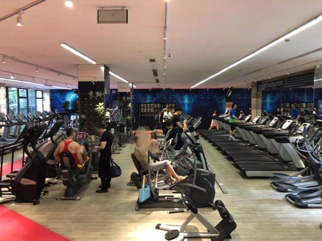 九游体育网站：普陀品尊国际三期售楼处网站发布：线上预约!(图11)