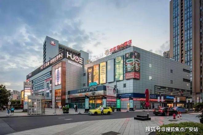 九游体育网站：2024发布：三期楼王即将加推、品尊国际售楼处电话(图文解析)(图7)