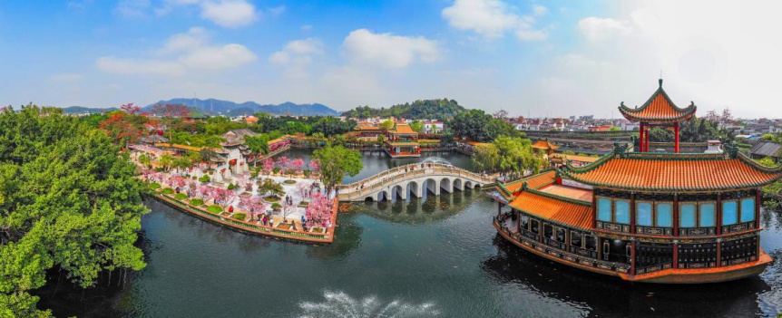 宝墨园石雕牌坊(图1)