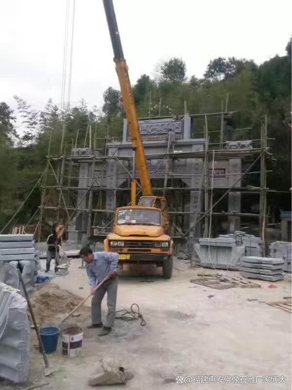 九游体育网站：匠心传承：古建石雕牌坊的制作工艺揭秘（多图欣赏）(图4)