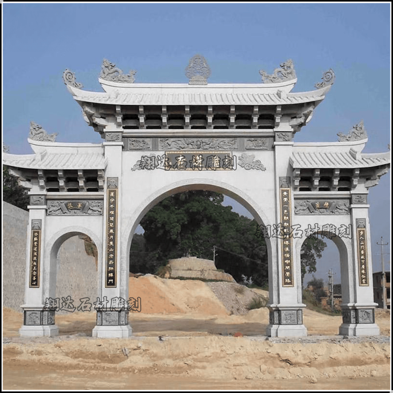 九游体育网站：欣赏一下建筑石雕之美牌楼牌坊(图1)