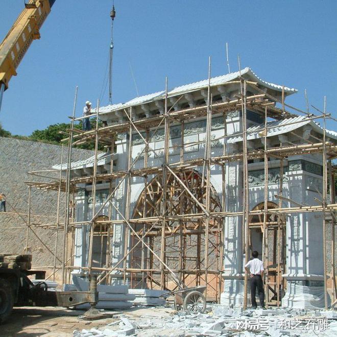 农村村口建立石雕牌坊的用处(图2)