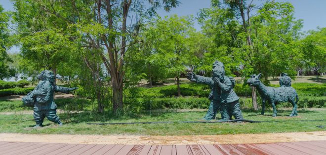雕塑古今所谓伊人在水之湄……(图15)