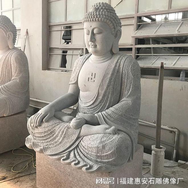 九游体育：寺庙大型石雕佛像选择石材种类有什么技巧和讲究？(图2)