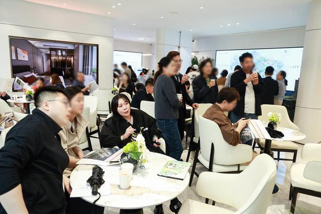 九游体育网站：千载难逢！800万起浦东改善旗舰1018开盘！(图1)