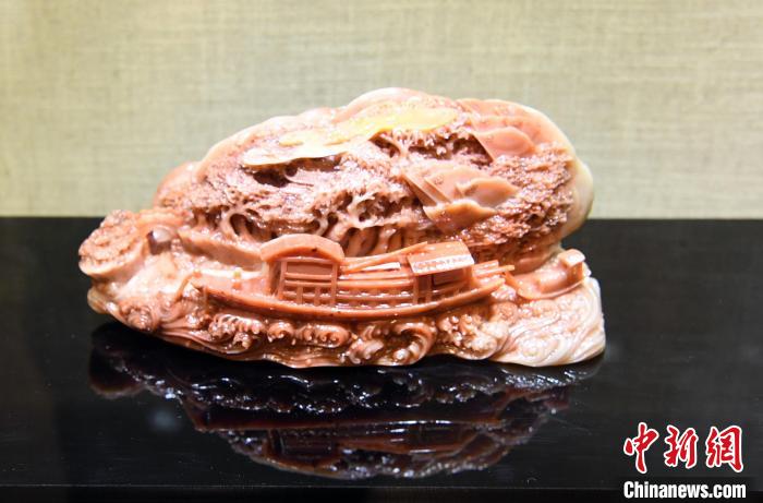 九游体育：寿山石雕中国工艺美术大师作品展艺耀福建(图4)