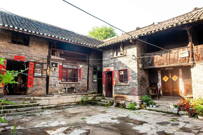 九游体育：贵州此古镇门票10元四处都是古朴典雅的建筑适合夏季去避暑(图8)