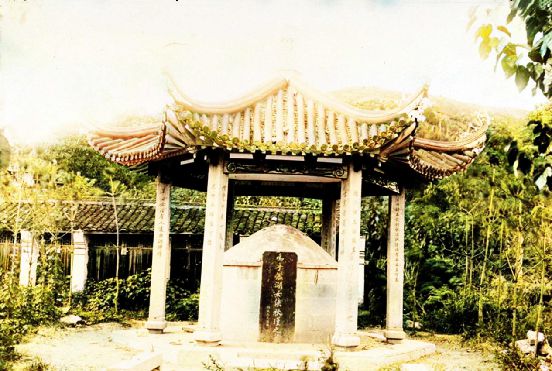 清末时期杭州西湖的岳王坟、秋瑾墓和苏小小墓全和现在不一样(图9)