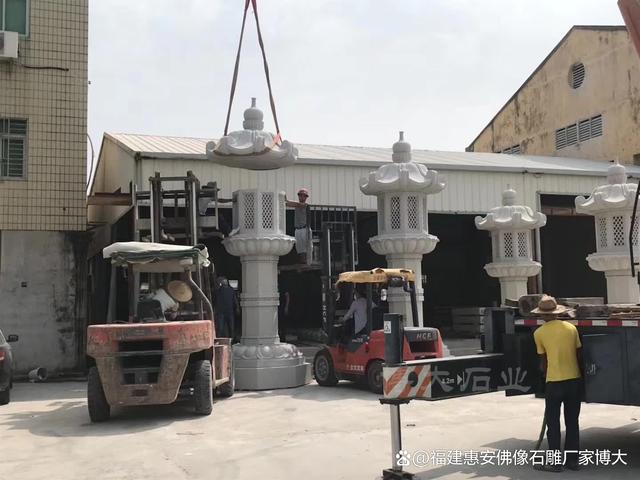 园林石雕灯笼：为自然景致增添一抹人文色彩（多图欣赏）(图5)
