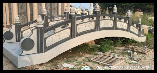 九游体育：石雕拱桥雕刻技法解析：浮雕与透雕的艺术（多图欣赏）(图2)