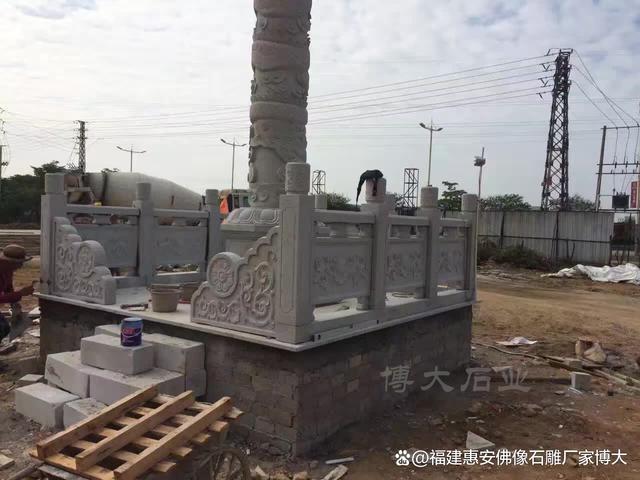 石雕龙柱制作中的创新与挑战（多图欣赏）(图4)