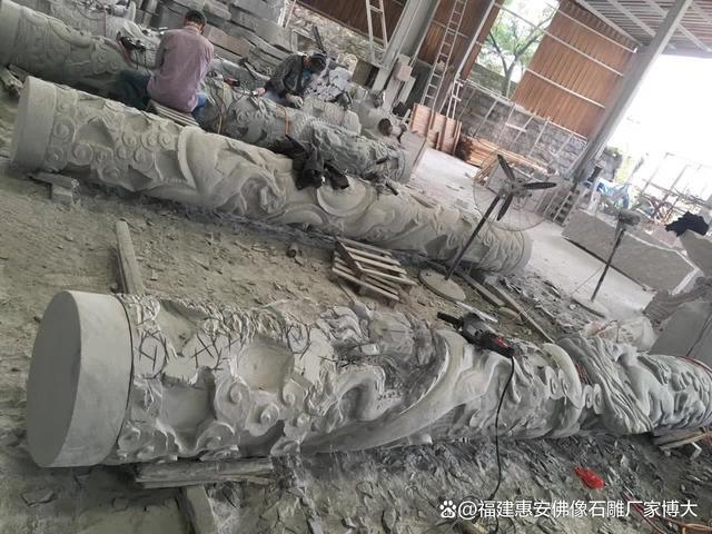 九游体育：盘龙柱：石雕龙柱中的王者风范（多图欣赏）(图5)