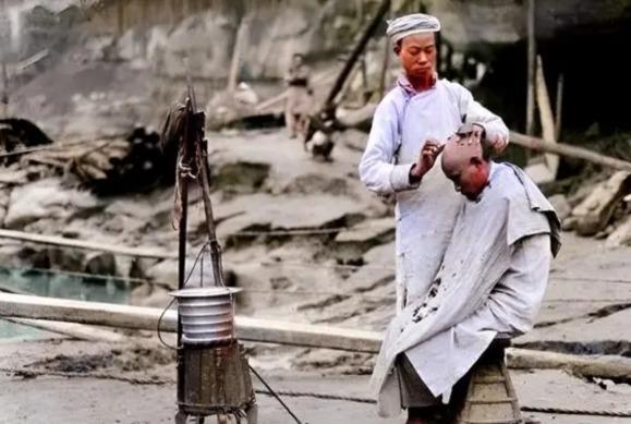 一百多年前外国人镜头下的重庆100多年前的重庆竟如此发达(图14)