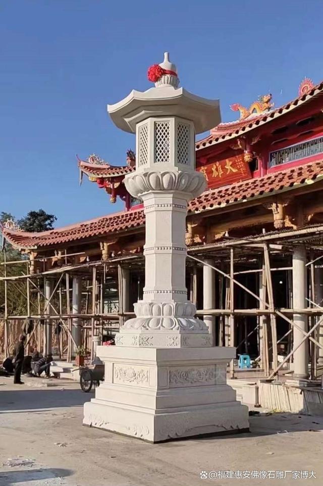 石雕灯笼：传统工艺与现代设计的完美结合（多图欣赏）(图5)