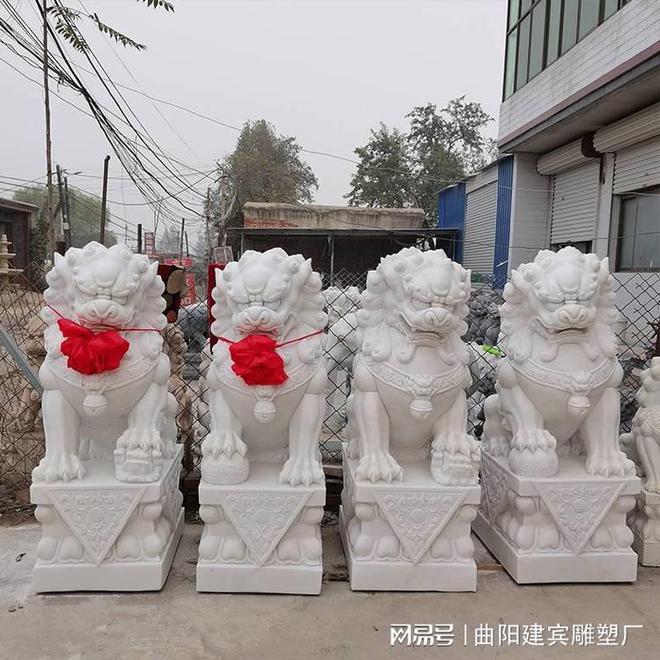 九游体育网站：门口石狮子石雕详细讲解及如何摆放(图3)