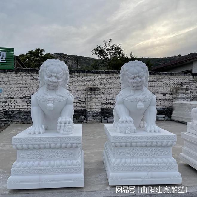 九游体育网站：门口石狮子石雕详细讲解及如何摆放(图5)