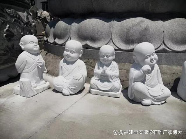 石雕技艺精湛寺庙小和尚栩栩如生（多图欣赏）(图2)