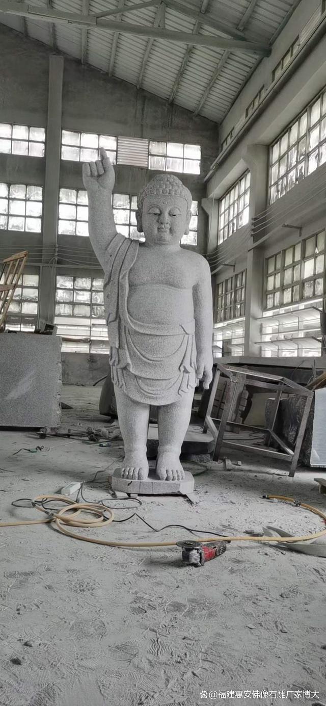 寺庙石雕九龙浴佛：传统工艺与现代设计的完美结合（多图欣赏）(图2)