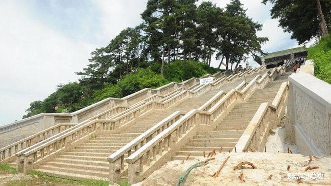 给张作霖死后修的“元帅林”为何至今还是空墓陵区(图3)