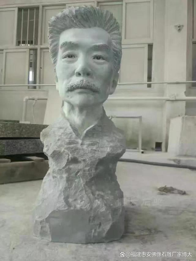 细节决定成败：红色石雕中的微雕艺术（多图欣赏）(图1)