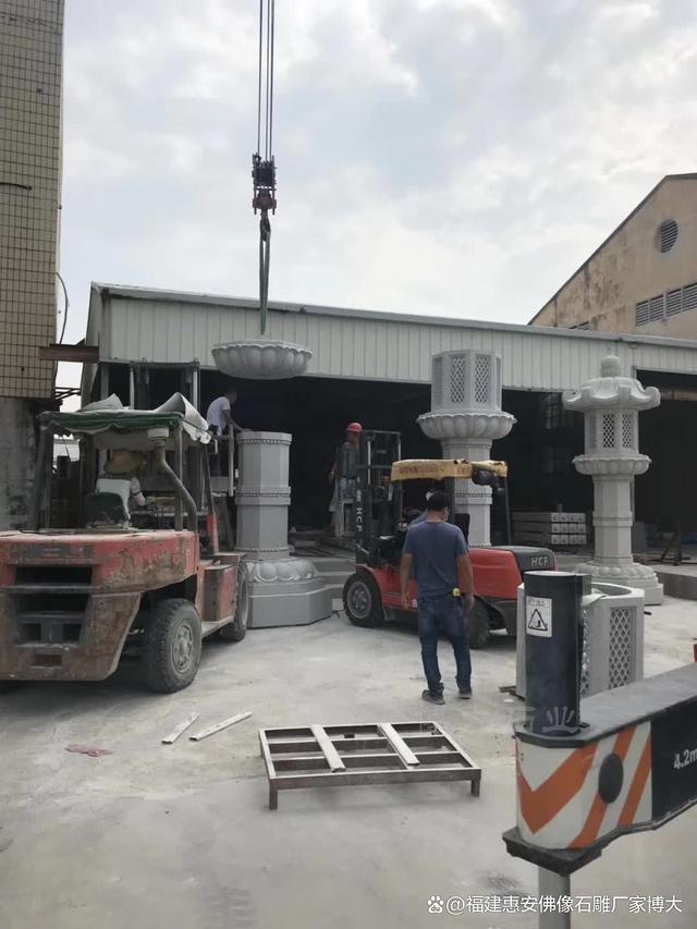 石灯笼在私人收藏中的独特魅力：珍稀艺术品彰显品味(图2)