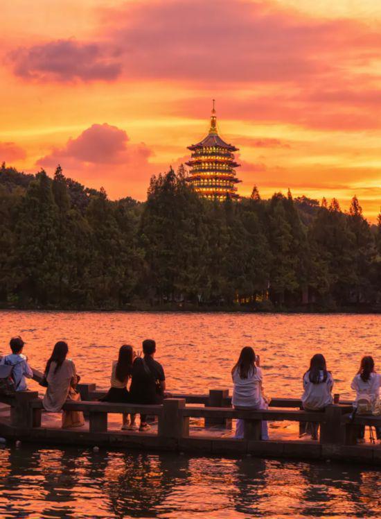 长三角铁路的“两条环线”串起这些沿途风景(图14)