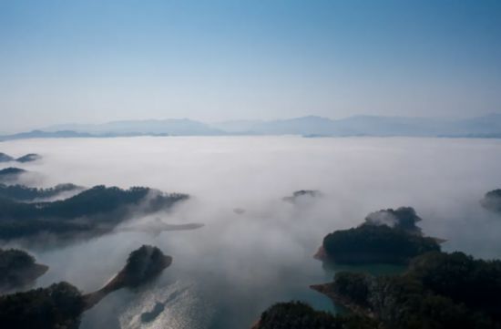 长三角铁路的“两条环线”串起这些沿途风景(图17)