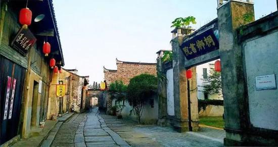 长三角铁路的“两条环线”串起这些沿途风景(图29)