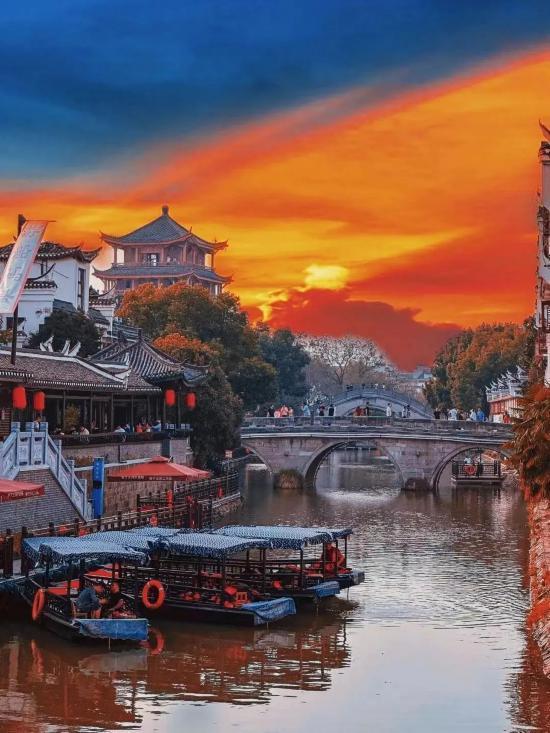 长三角铁路的“两条环线”串起这些沿途风景(图30)