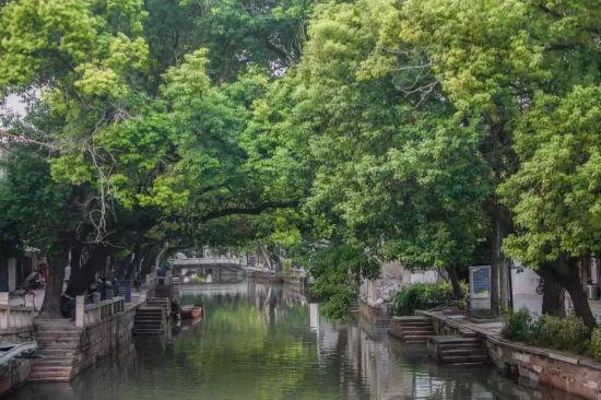 长三角铁路的“两条环线”串起这些沿途风景(图49)