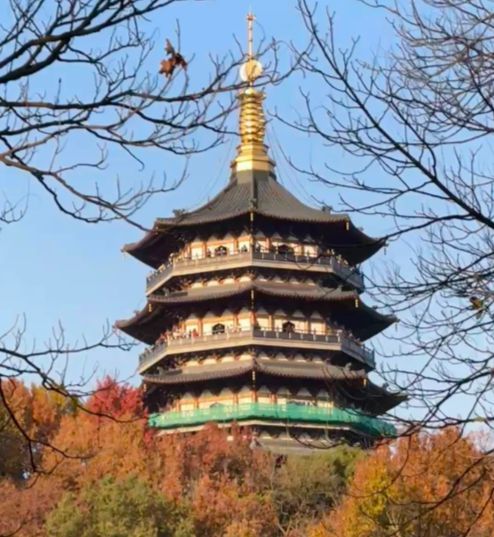 九游体育：苏杭春节带父母五天怎么玩？苏杭春节旅游最佳住宿路线攻略！(图3)