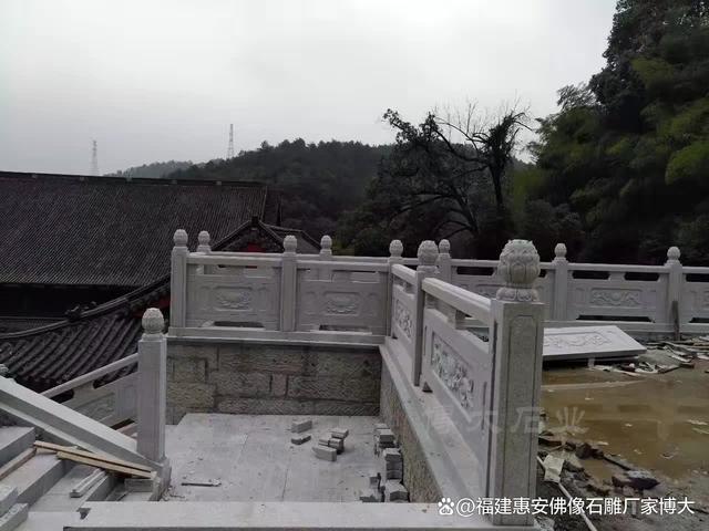 九游体育：石雕栏杆多少钱一米(图1)