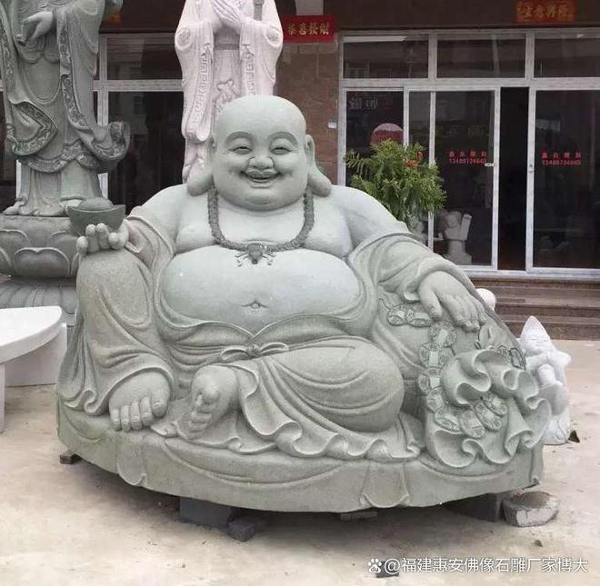 九游体育网站：石雕弥勒佛的乐观形象与佛教教义(图3)
