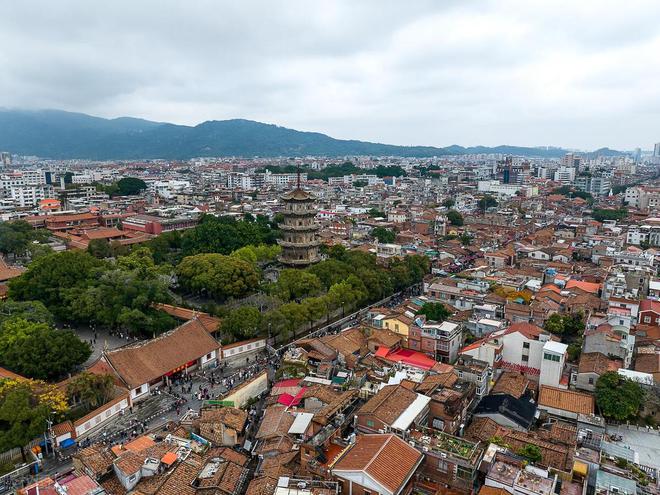 九游体育网站：过年旅行可去的六个旅行地个个都有味可以每年去一个(图10)