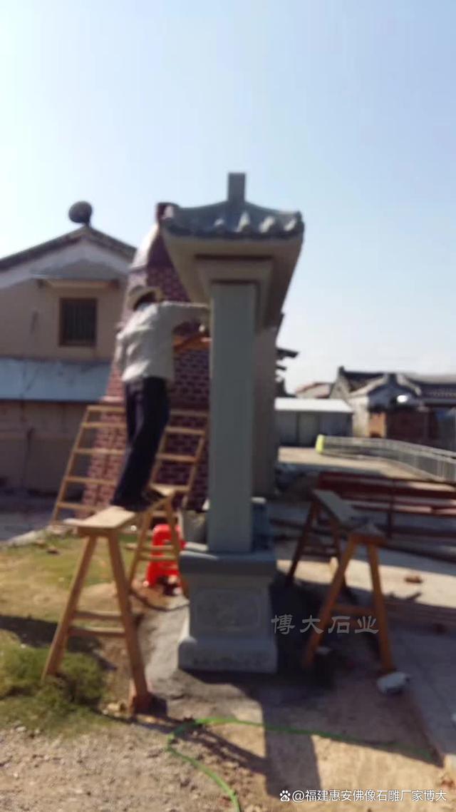 九游体育网站：石雕照壁在旅游景点中的应用：文化展示吸引游客(图6)