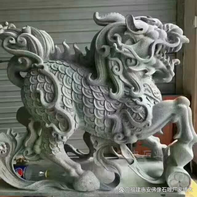 九游体育网站：石雕麒麟安放位置详解：最佳摆放点与注意事项(图5)