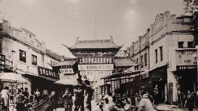 滕州这一古建筑——老滕县西门里牌坊重现！(图2)
