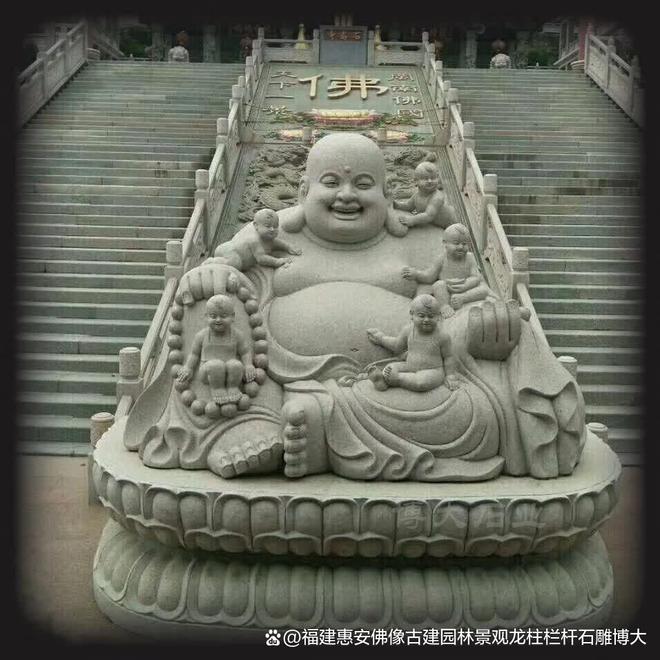九游体育网站：石雕弥勒佛在乡村建筑中的风格(图4)