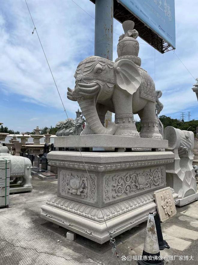 石雕大象形态与寓意深度解读：了解石雕大象的文化内涵(图2)