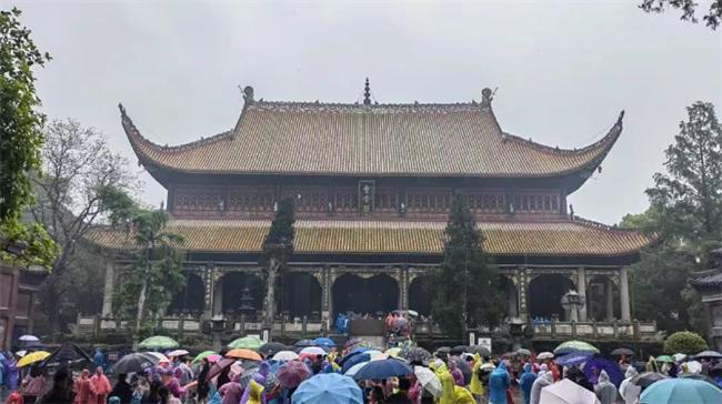 深入徽派宏村古村落启程梦幻水乡文化沉浸之旅(图1)