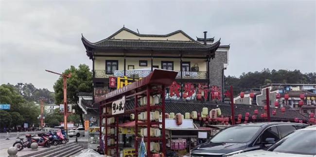 深入徽派宏村古村落启程梦幻水乡文化沉浸之旅(图2)