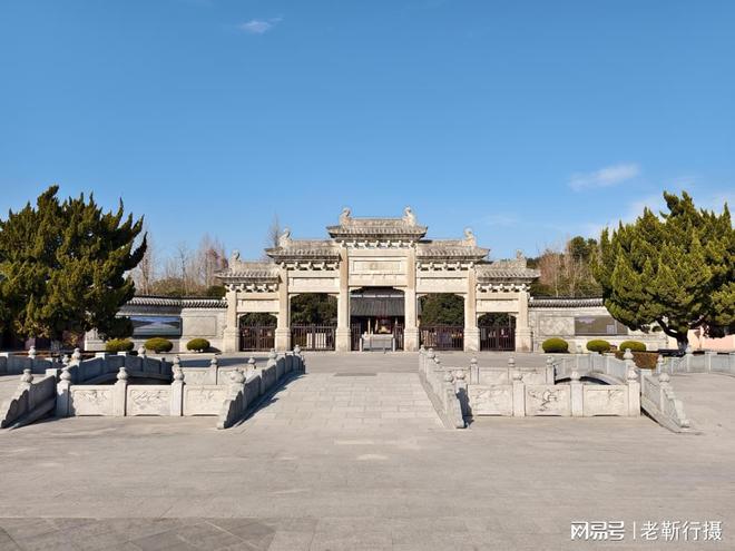 无锡泰伯墓谒吴国第一位君主、第一世家吴姓始祖(图4)