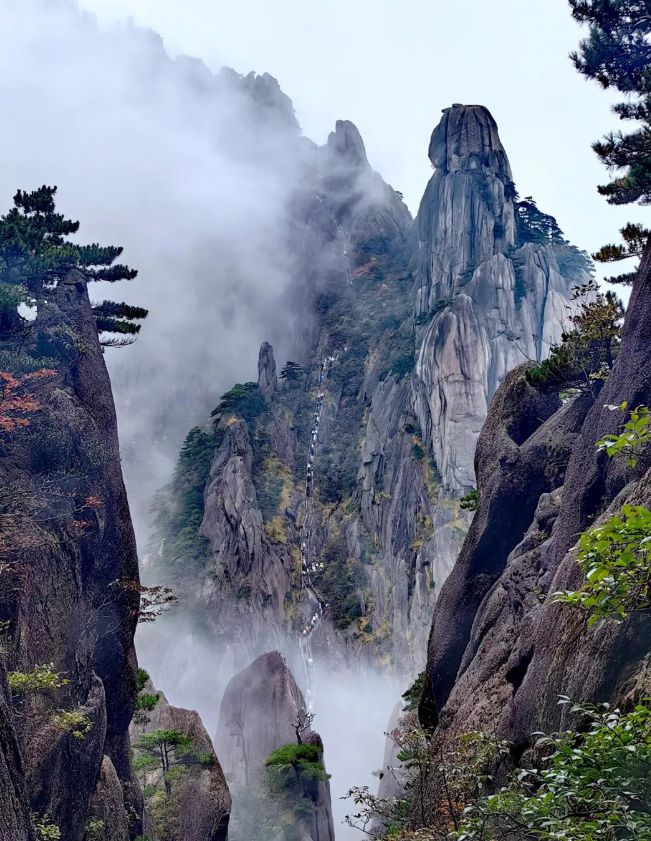 九游体育：5月去黄山五日游报团费多少黄山5日游跟团价格必读攻略！(图2)