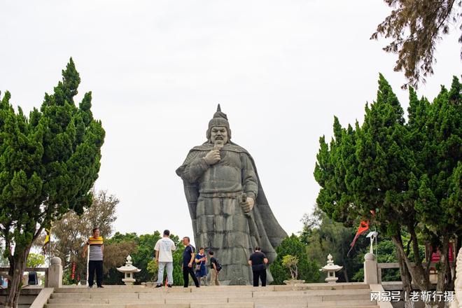 九游体育：崇武古城的石雕博览园明明是配角还收费网友：抢了古城的风头(图8)