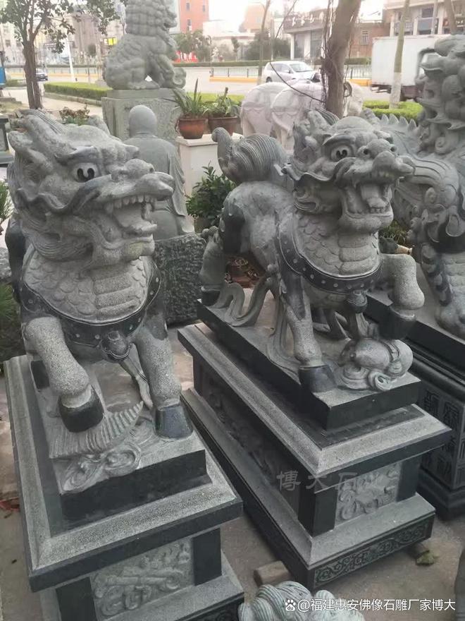 石雕麒麟在现代建筑中的复古(图3)