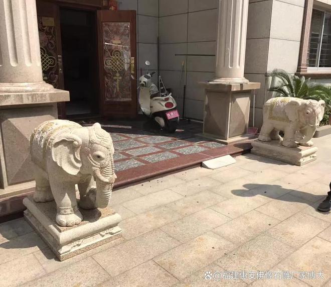 九游体育网站：石雕大象在园林景观中的应用(图4)