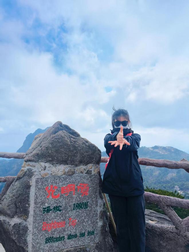 九游体育网站：五一情侣去黄山旅游四天跟团大概多少钱黄山四日游跟团路线(图3)